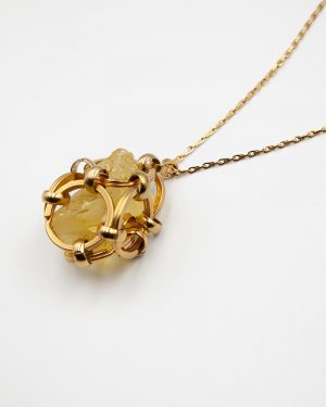A111-ARIS-GELDIS-jewelry-paris-haute-couture-manufacter-metal-gold-citrine-Stone-pendant-MG_2308-720x900