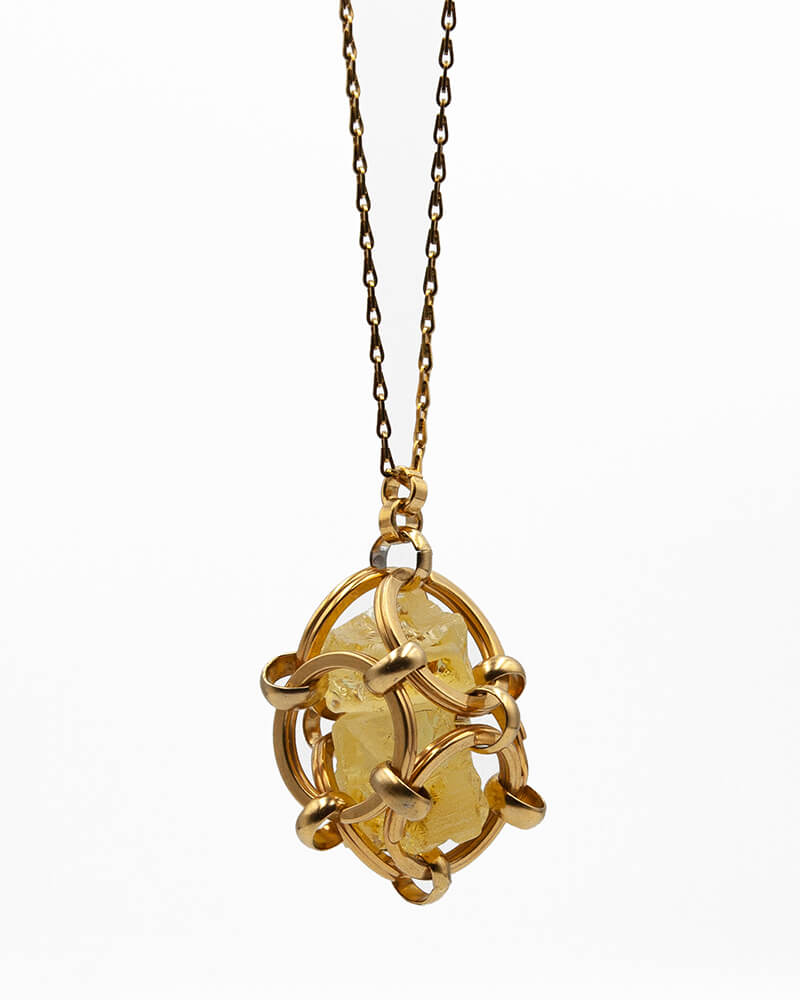 A111-ARISGELDIS-jewelry-paris-haute-couture-metal-manufacter-gold-citrine-Stone-pendant-MG_2360-720x900